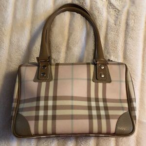 Burberry purse